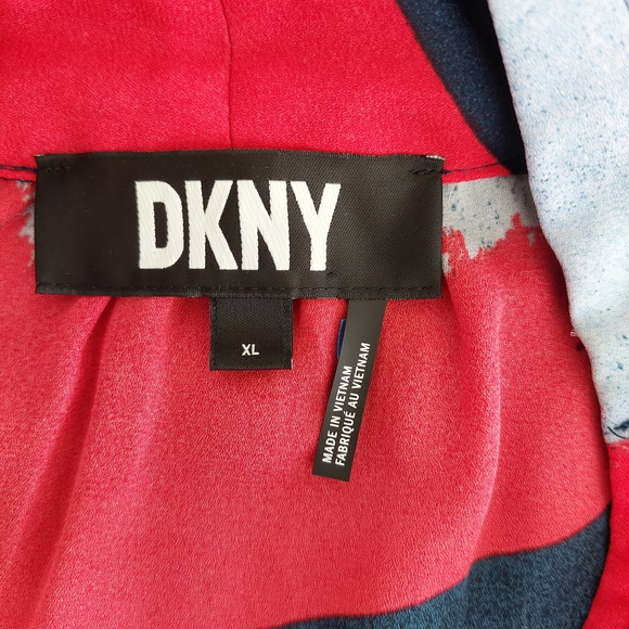 DKNY Abstract Art Print Sleeveless V-Neck Blouse - Red & Blue - XL - Picture 2 of 7